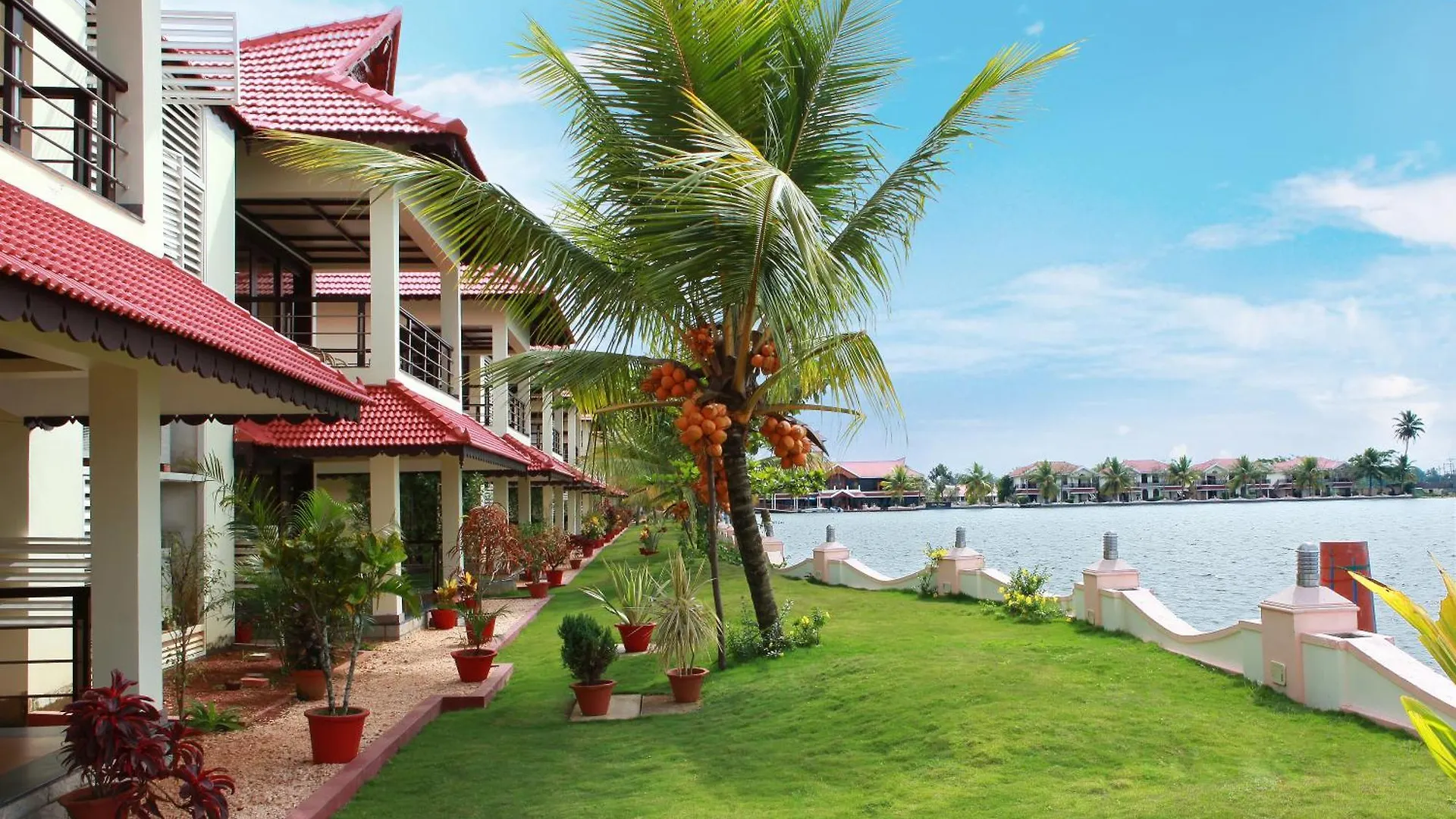 Sterling Lake Palace Alleppey Alappuzha 5*,