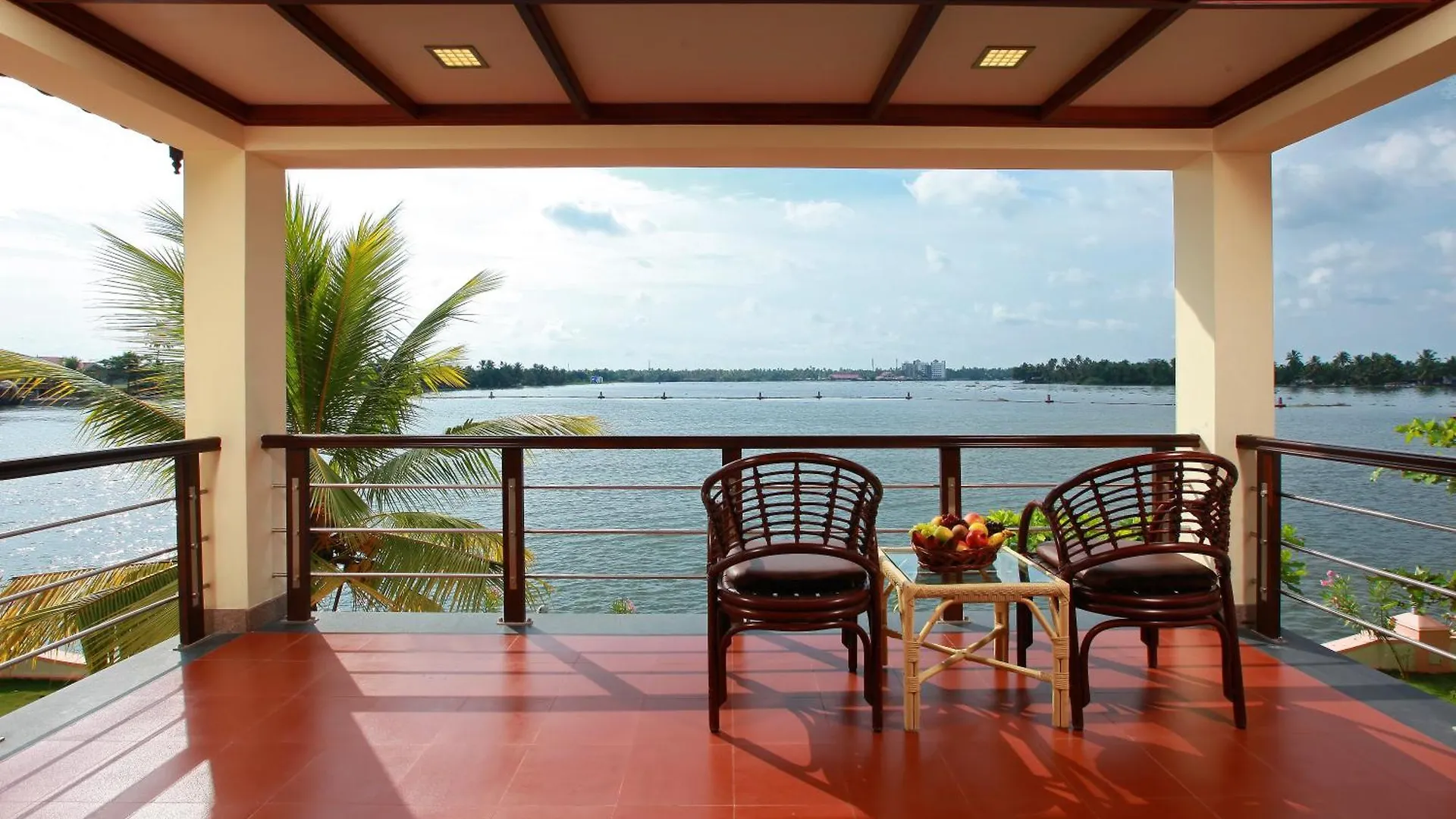 Resort Sterling Lake Palace Alleppey Alappuzha