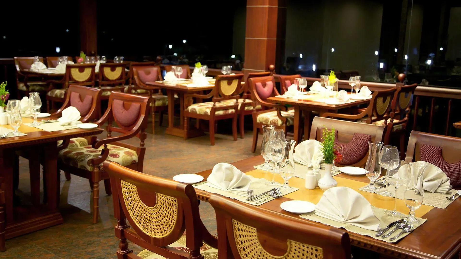 Resort Sterling Lake Palace Alleppey Alappuzha